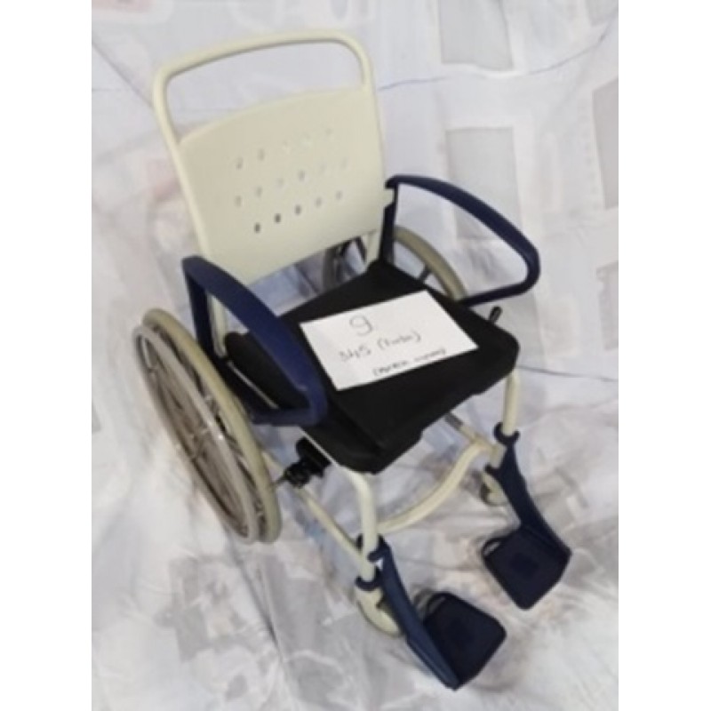 Кресло - стул с санитарным оснащением REBOTEC Генф