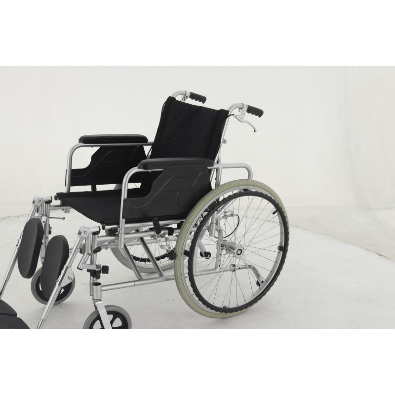 Лот 30 кресло-коляска FS954GC