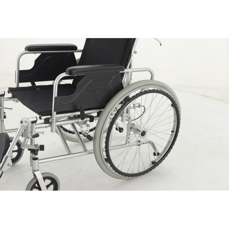 Лот 30 2 кресло-коляска FS954GC