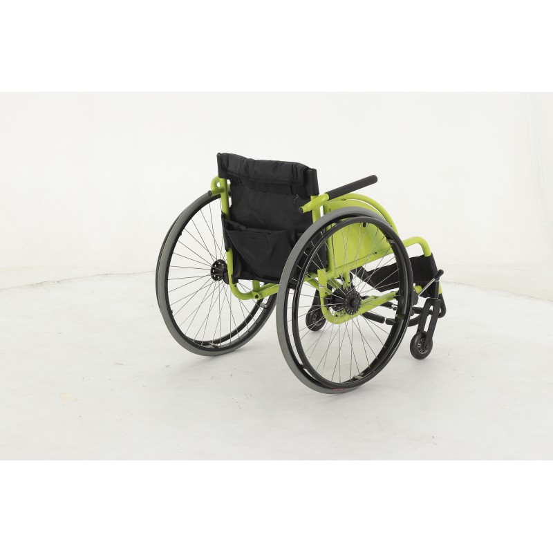 Лот 31 кресло-коляска FS722LQ