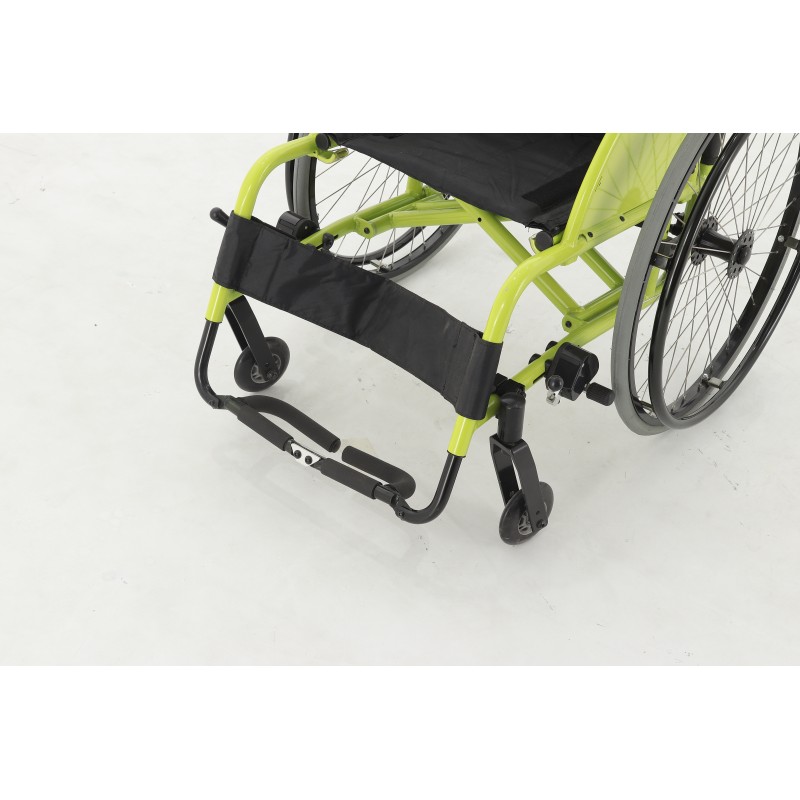 Лот 31 кресло-коляска FS722LQ