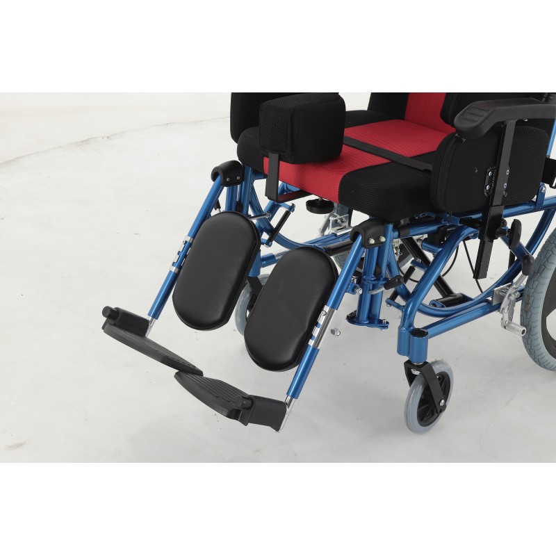 Лот 45 кресло-коляска FS218LQ