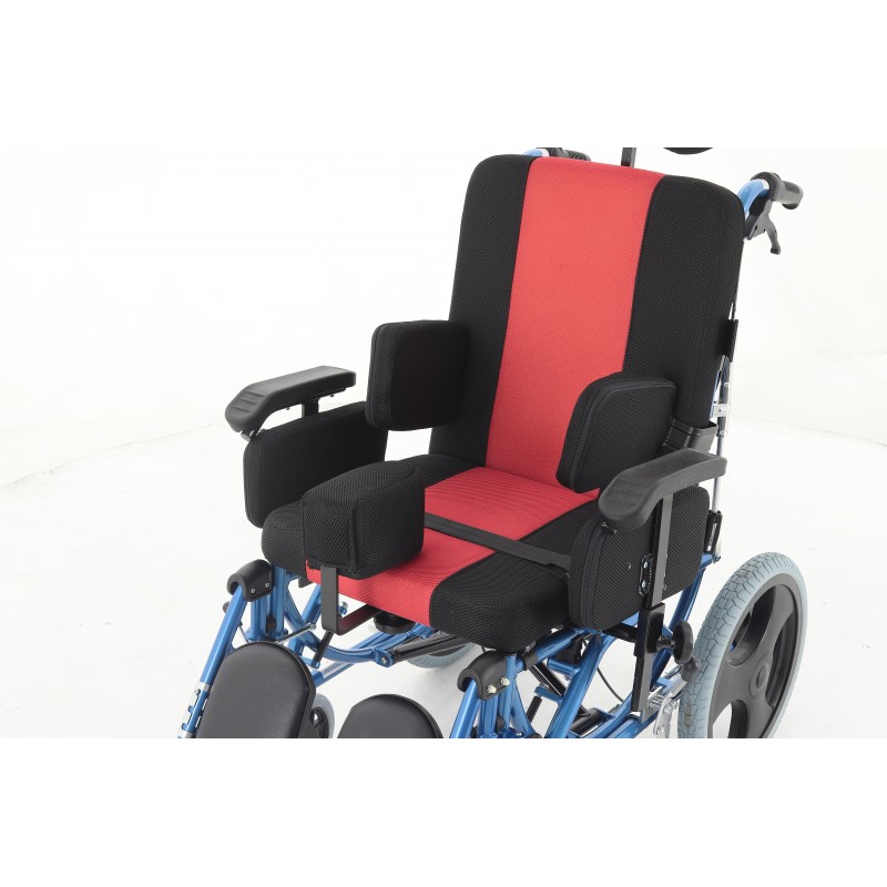 Лот 45 кресло-коляска FS218LQ