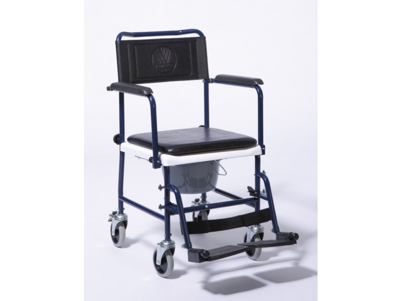 Кресло стул с санитарным оснащением на колесах