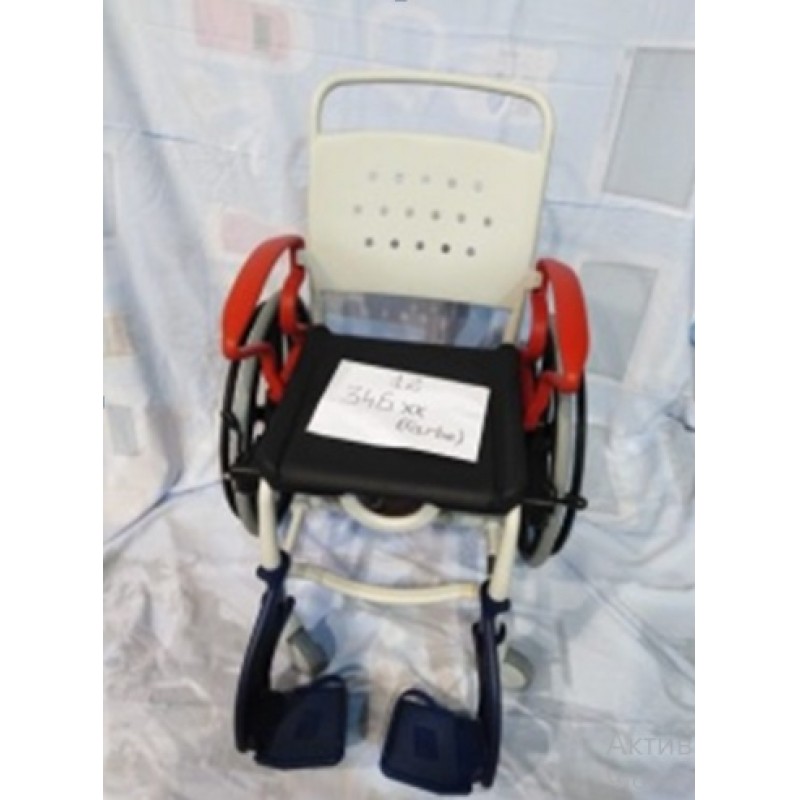 Кресло-стул с санитарным оборудованием Rebotec Frejburg