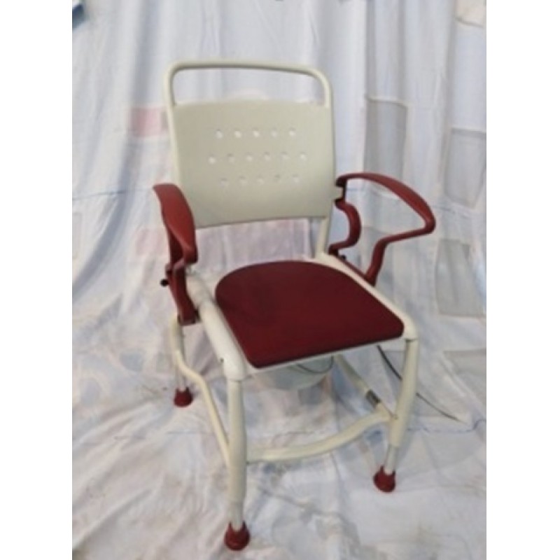 Кресло - стул с санитарным оснащением REBOTEC Киль Кресло - стул с санитарным оснащением REBOTEC Киль